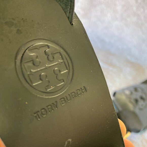 Tory Burch Black Leather Wedge Sandals – Size 8M - Picture 5 of 6